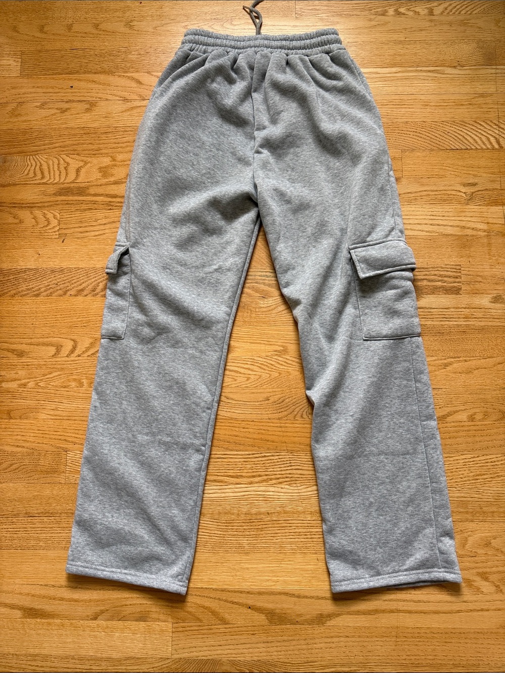 Unisex Gray Cargo Sweatpants with Elastic Waist - Picture 3 of 4